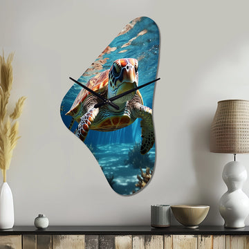 Turtle Aquatic Wandererin Ocean - Asymmetric Metal Wall Clock
